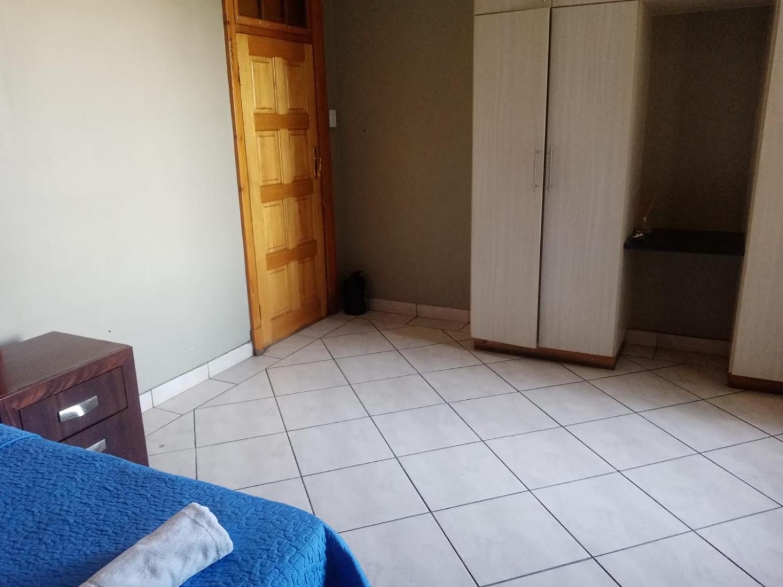 Ebony Guest House Pretoria-Noord Extérieur photo